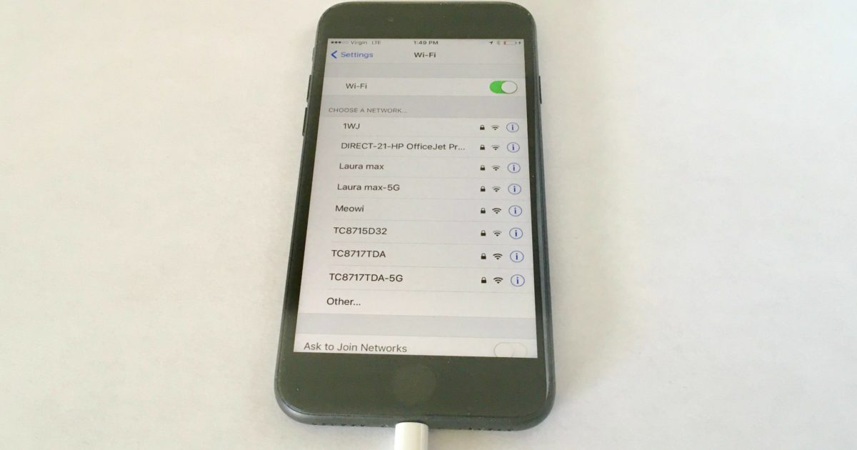 why is my iphone not connecting to wifi or data