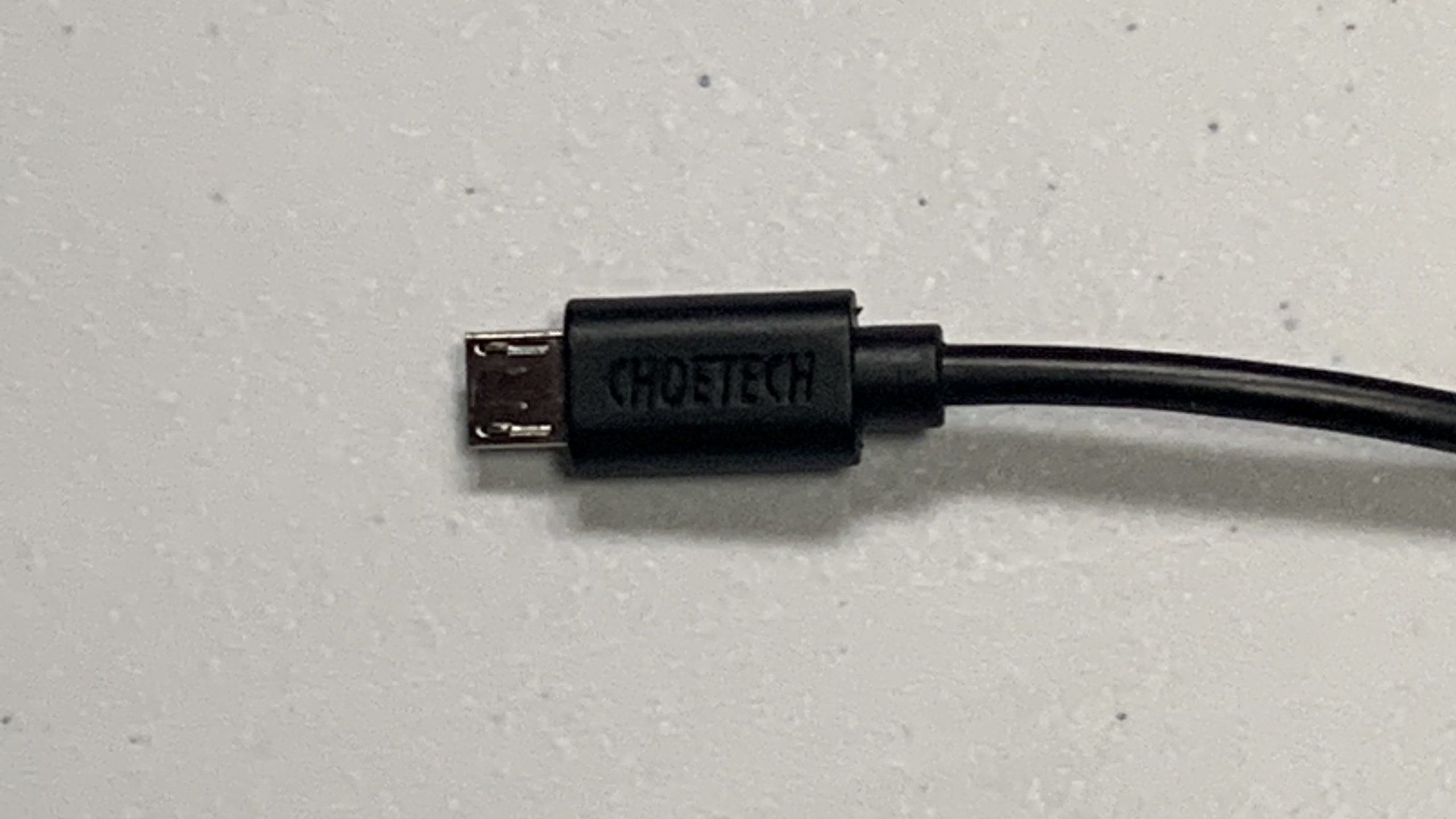 choetech logo on charging cable